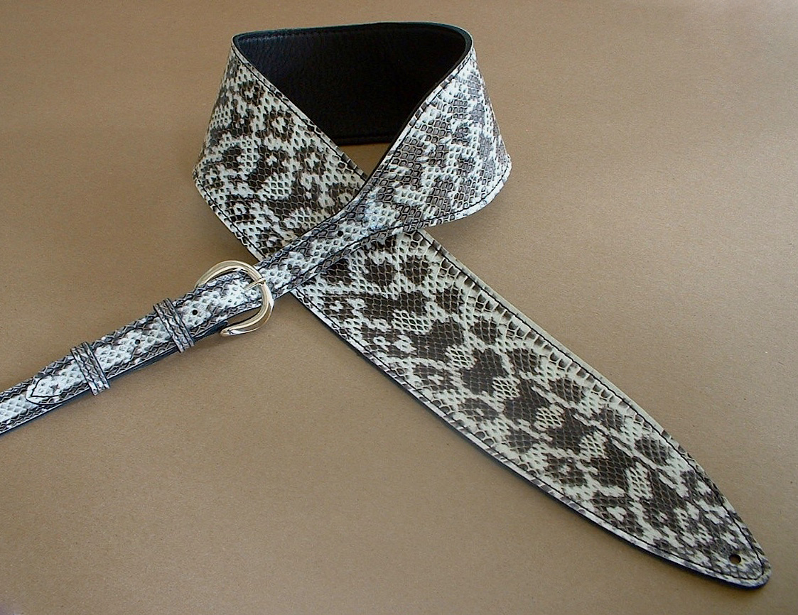 Durango-Suave Exotic Guitar Strap - Genuine Snakeskin